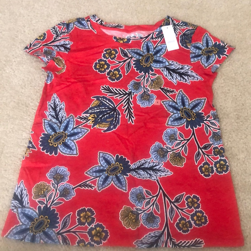 Red floral top